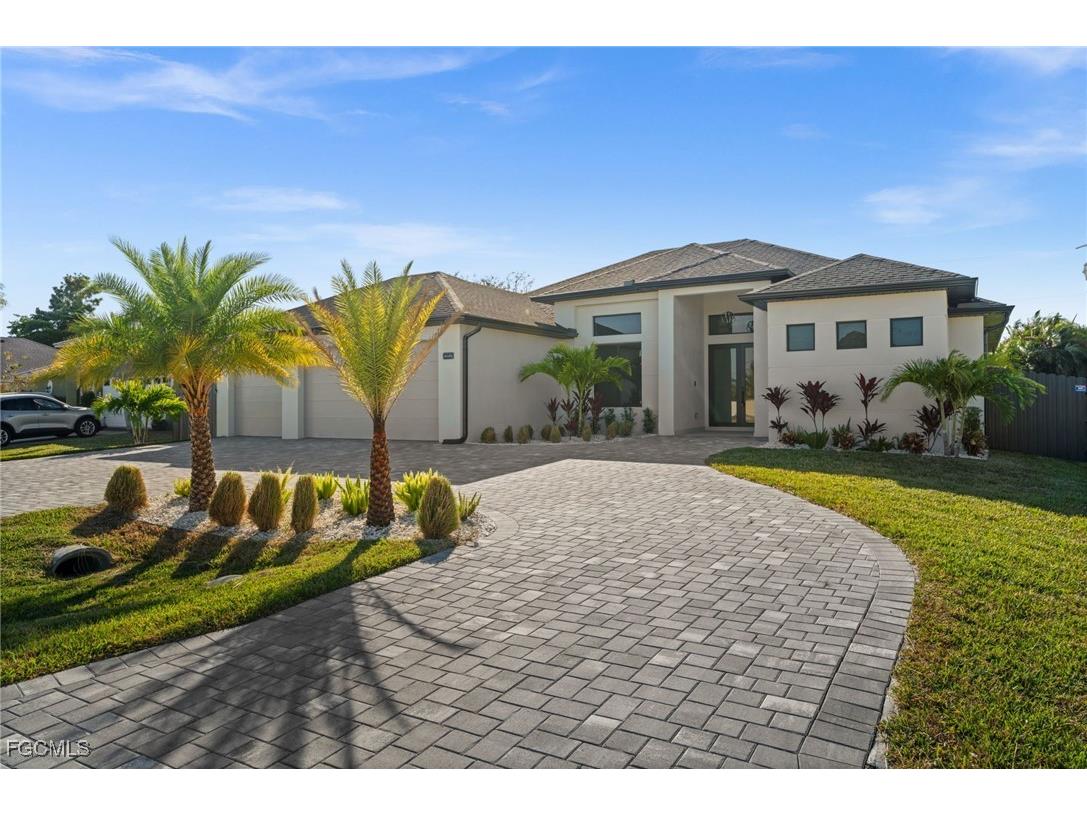 1140 SW 40th Terrace Cape Coral FL 33914 2025024905 image1