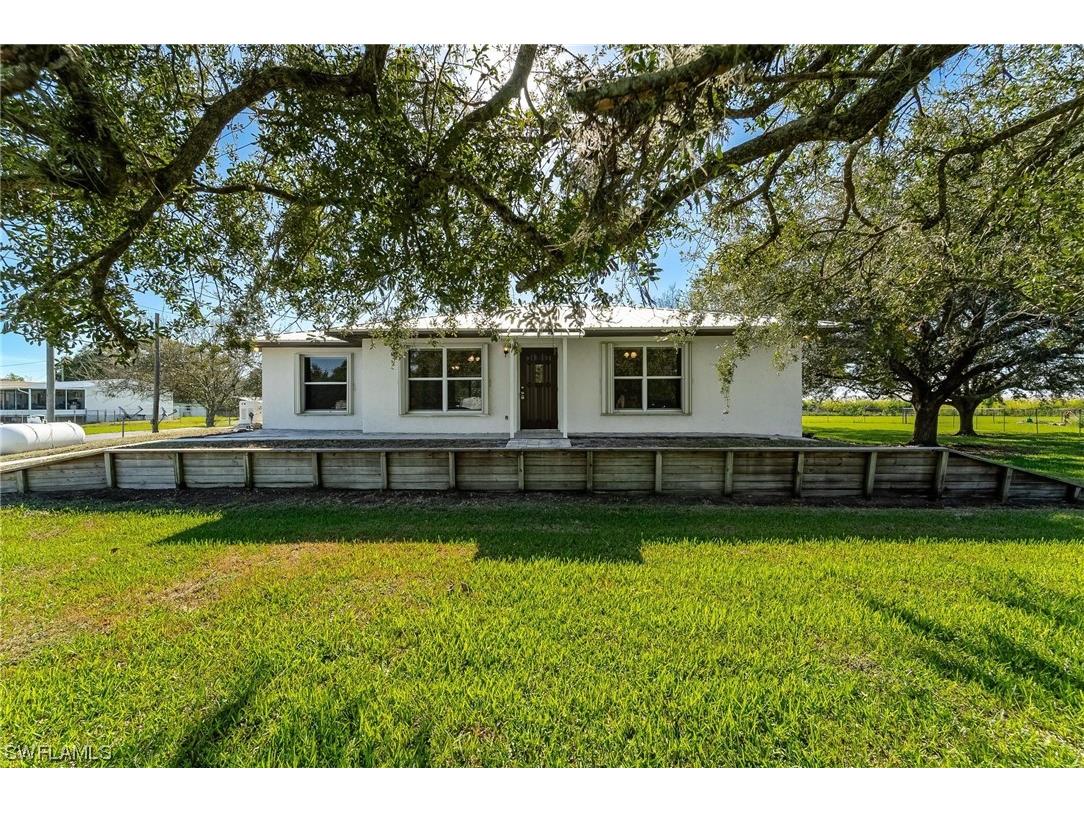 1140 Sealey Road Moore Haven FL 33471 223094104 image1