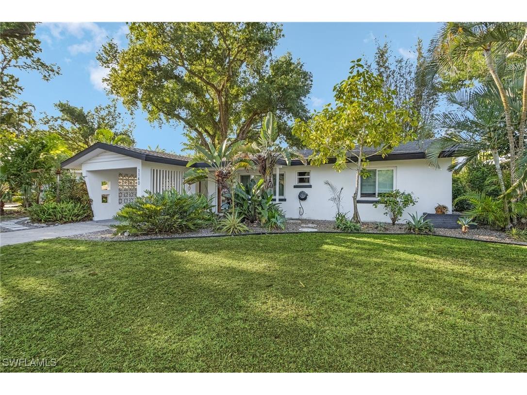 1140 Vesper Drive Fort Myers FL 33901 225031908 image1