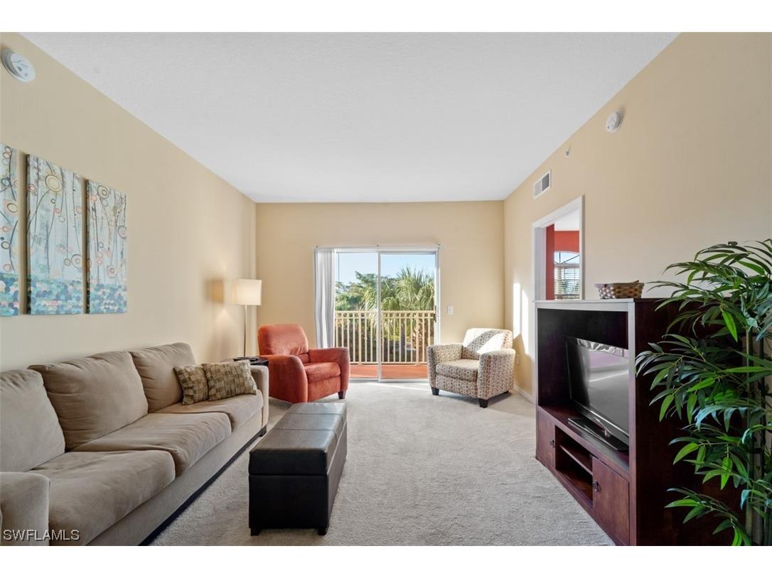 11400 Ocean Walk Lane #313 Fort Myers FL 33908 224013434 image1