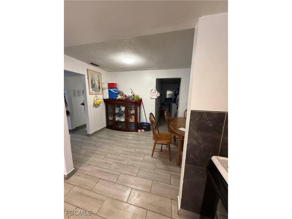 11401-403 Char Ann Drive #403 Fort Myers FL 33908 2025018234 image18
