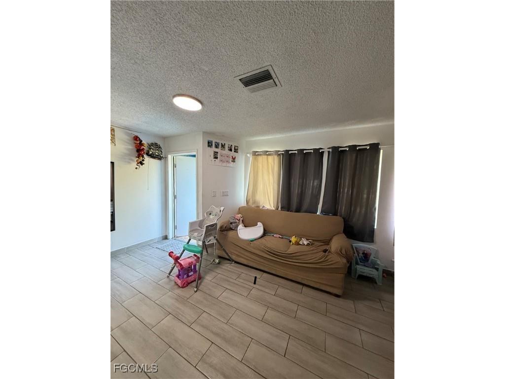 11401-403 Char Ann Drive #403 Fort Myers FL 33908 2025018234 image20