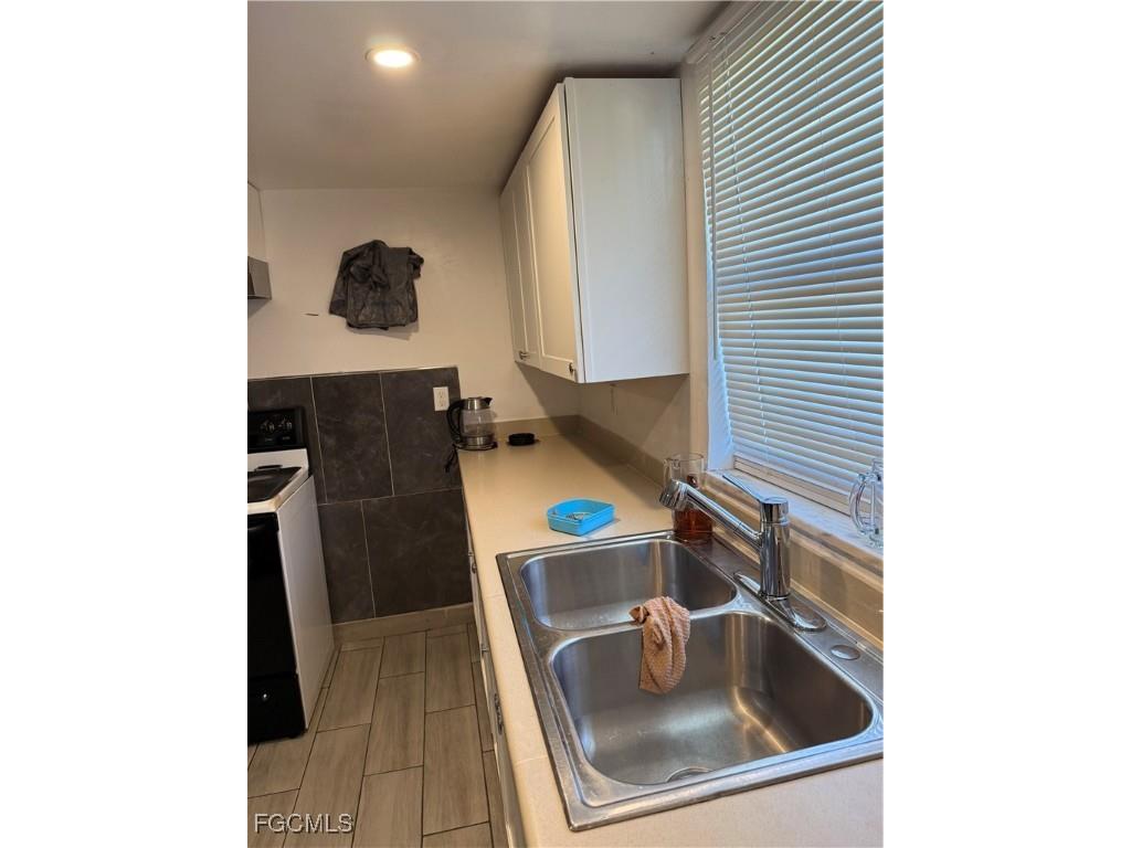 11401-403 Char Ann Drive #403 Fort Myers FL 33908 2025018234 image7