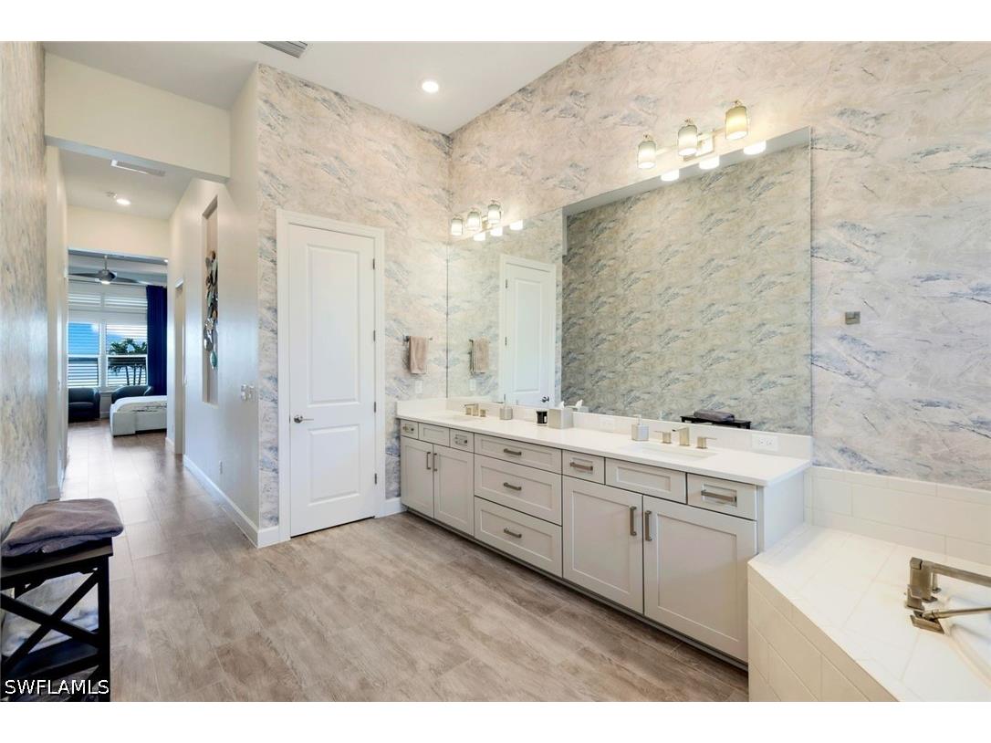 11401 Venetian Lagoon Drive Fort Myers FL 33913 226022382 image24