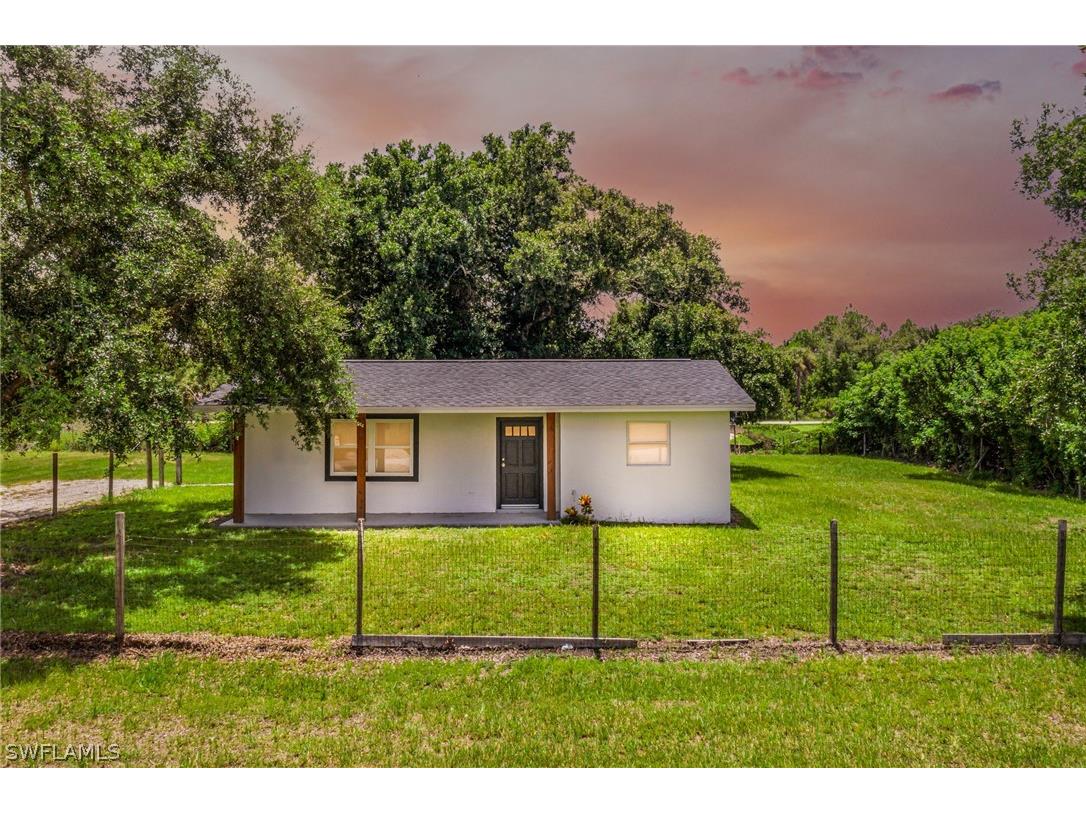 11403 5th Avenue Punta Gorda FL 33955 224060941 image1