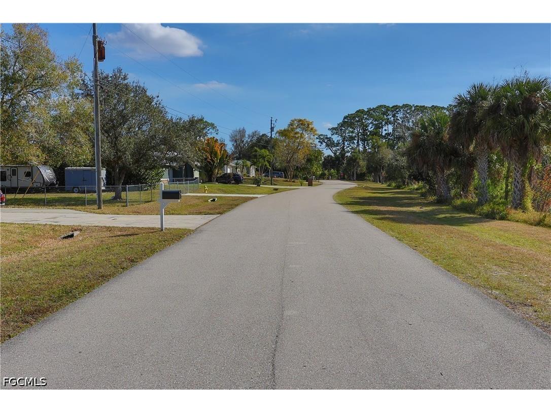 11407 Rabun Gap Drive North Fort Myers FL 33917 2026020425 image35