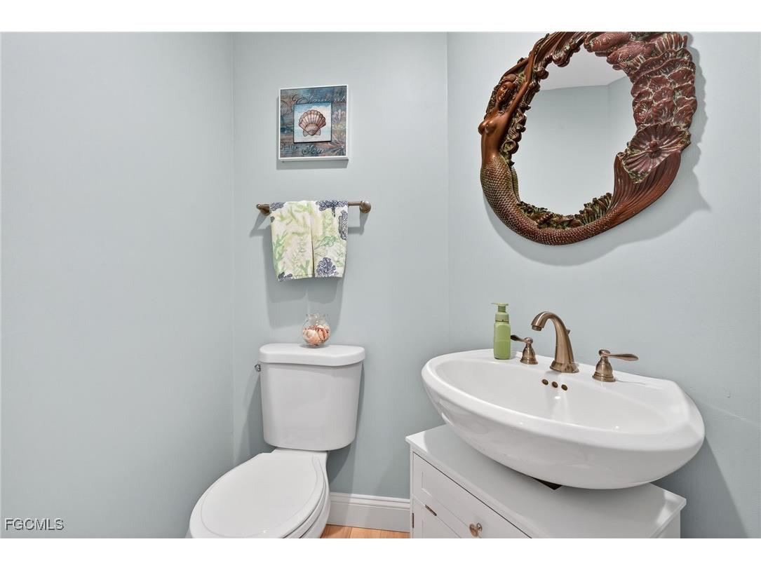 1141 Paper Fig Court Sanibel FL 33957 2025023438 image32