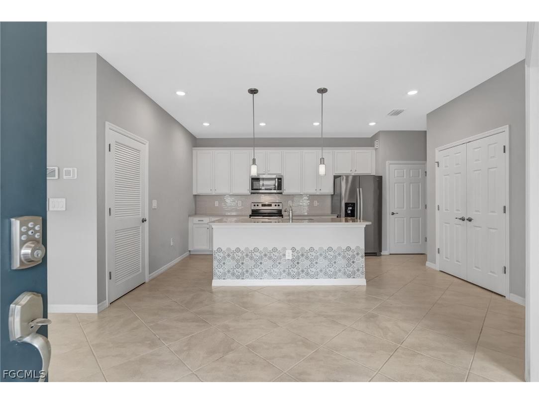 1141 S Town And River Drive Fort Myers FL 33919 2026002757 image13