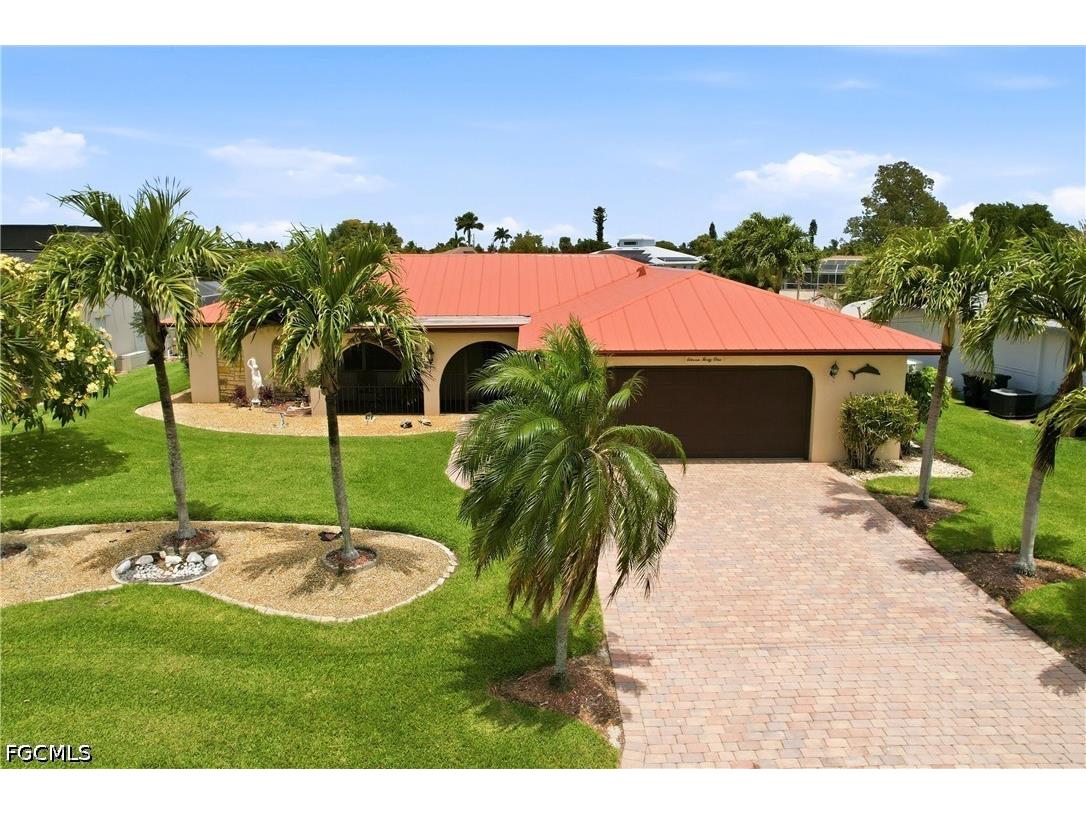 1141 SE 28th Terrace Cape Coral FL 33904 2026018595 image2