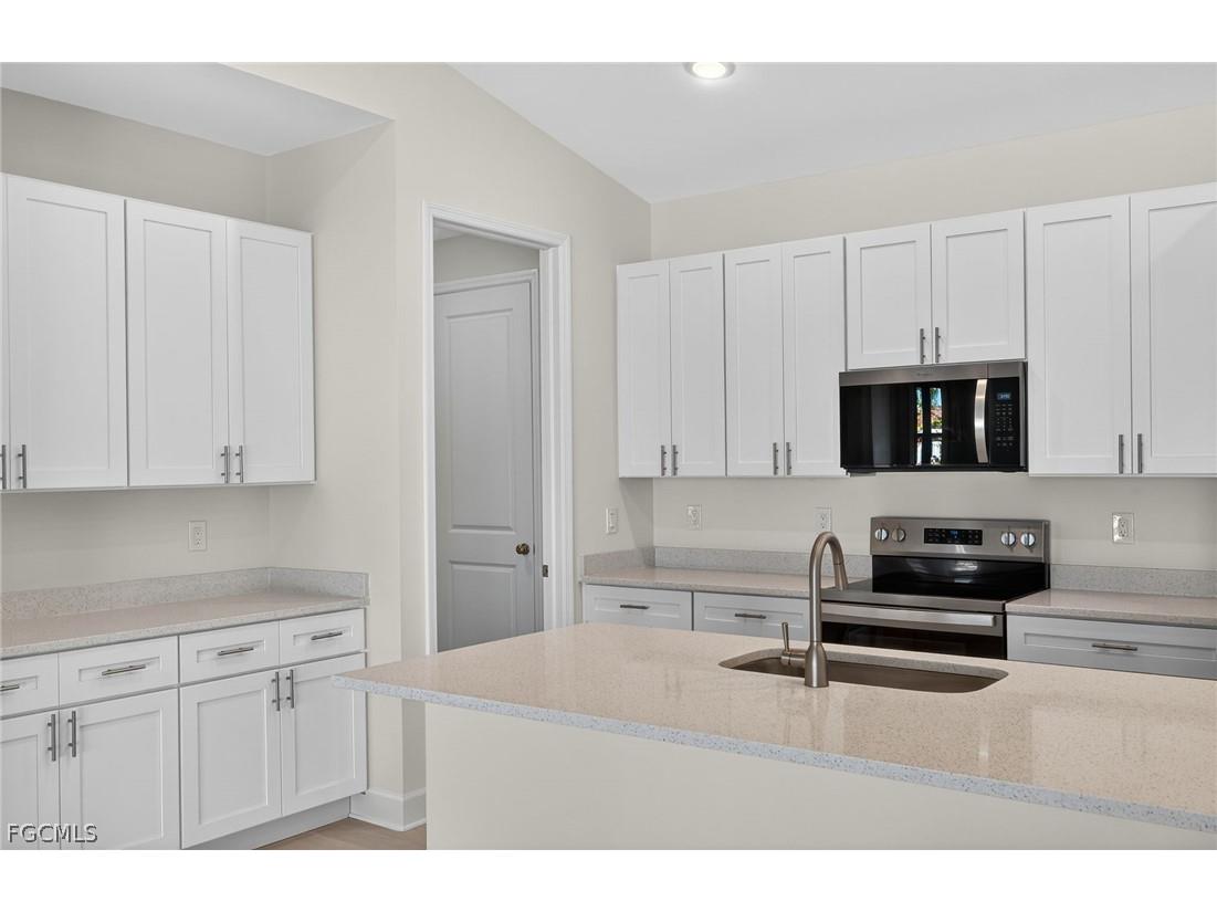 1141 SE 35th Street Cape Coral FL 33904 2026009210 image14