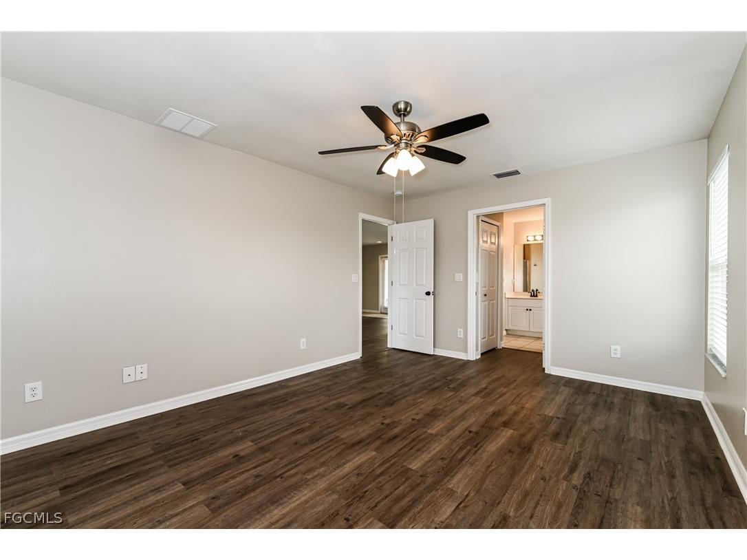 1141 SW 6th Terrace Cape Coral FL 33991 2026007741 image11
