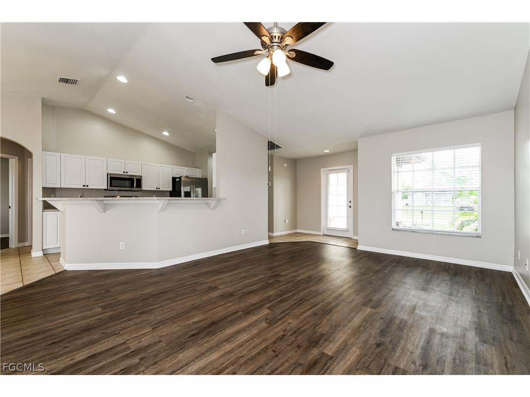 1141 SW 6th Terrace Cape Coral FL 33991 2026007741 image2
