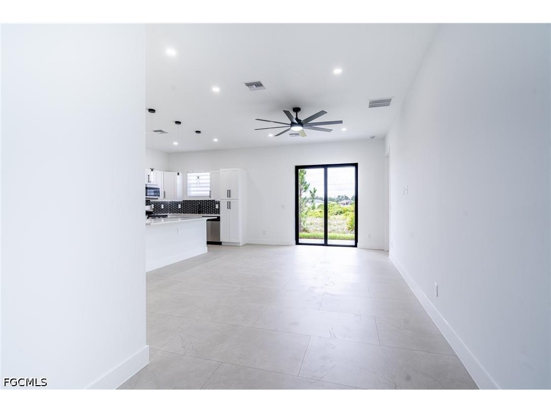1142 Eclipse Street E Lehigh Acres FL 33974 2026025773 image6