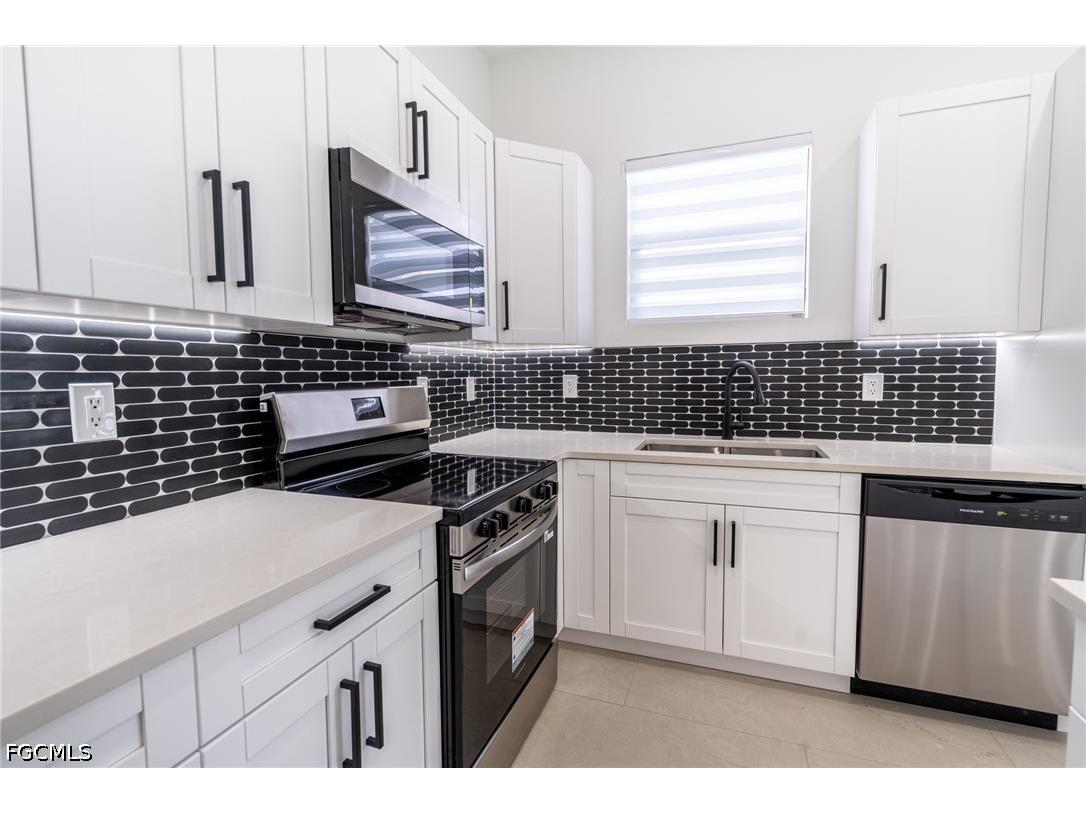 1142 Eclipse Street E Lehigh Acres FL 33974 2026025773 image8