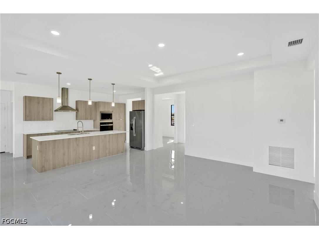 1142 Edelweiss Street E Lehigh Acres FL 33974 2026015637 image3