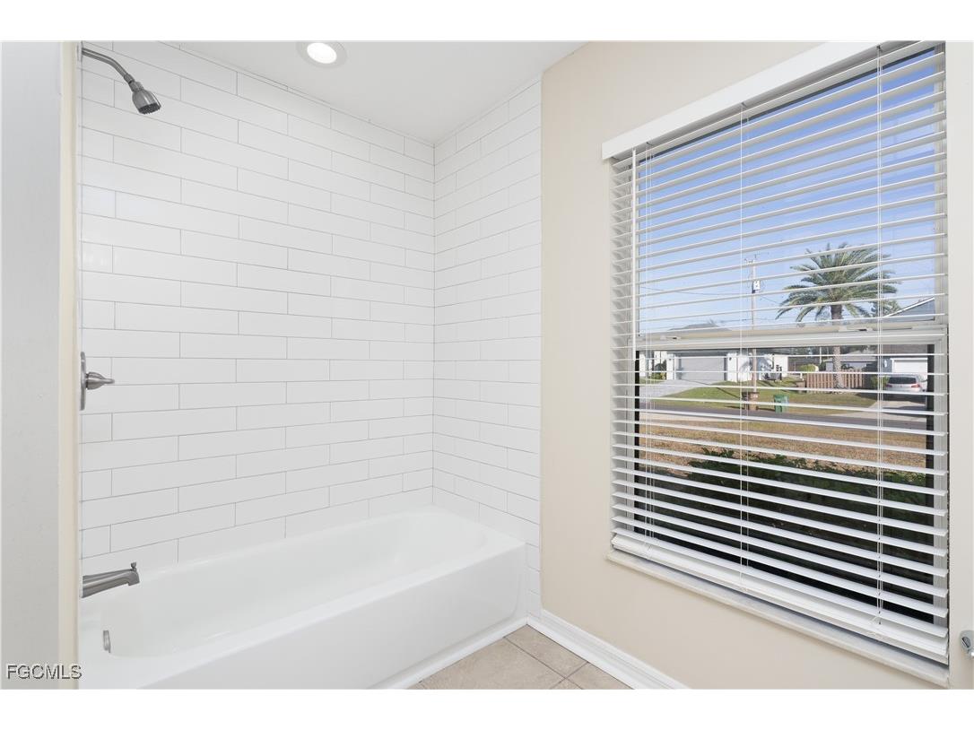 1142 NW 27th Place Cape Coral FL 33993 2025022231 image12