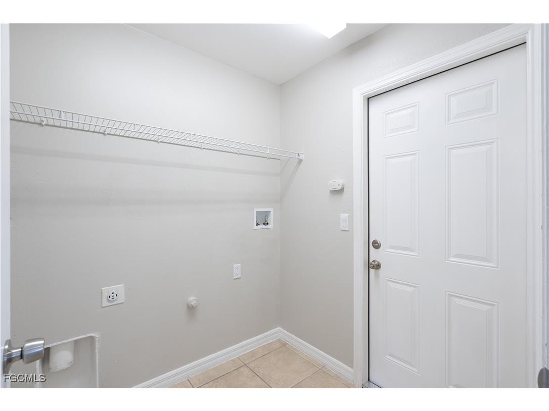 1142 NW 27th Place Cape Coral FL 33993 2025022231 image16