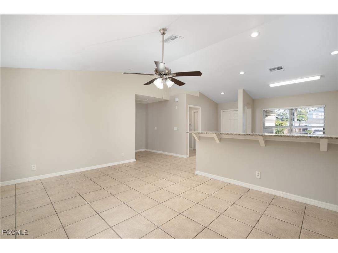 1142 NW 27th Place Cape Coral FL 33993 2025022231 image6