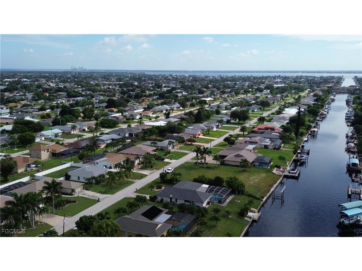 1142 SE 36th Street Cape Coral FL 33904 2025007270 image15