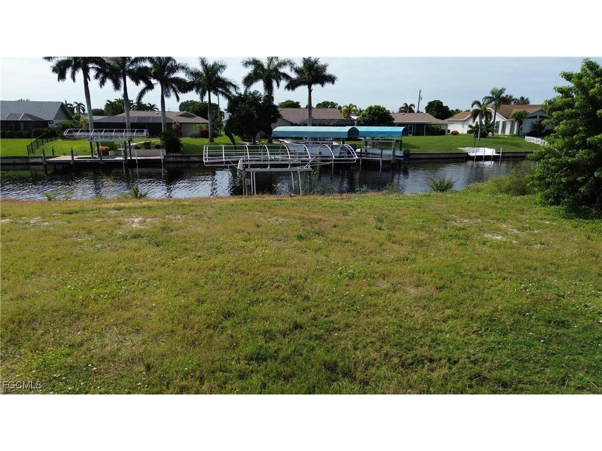 1142 SE 36th Street Cape Coral FL 33904 2025007270 image6