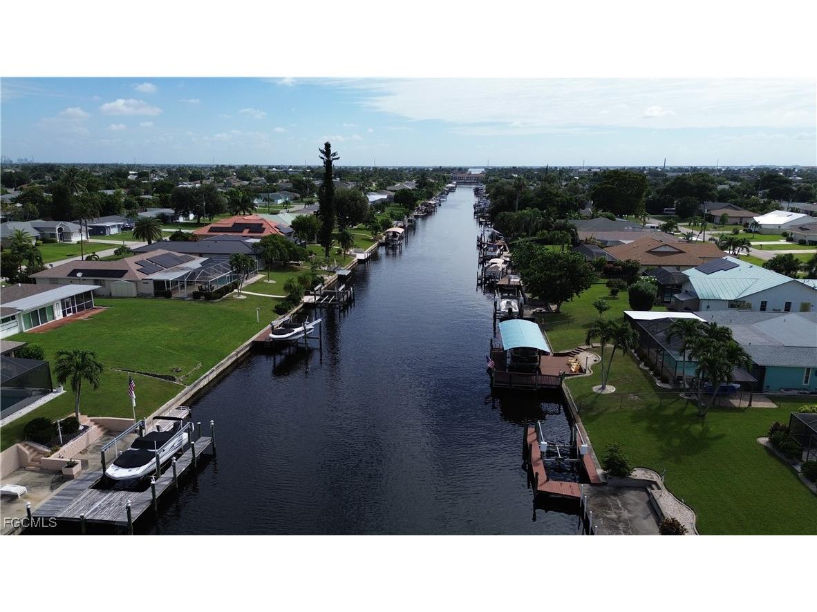 1142 SE 36th Street Cape Coral FL 33904 2025007270 image7