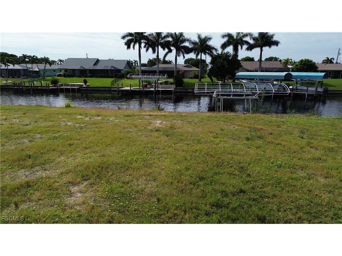 1142 SE 36th Street Cape Coral FL 33904 2025007270 image9