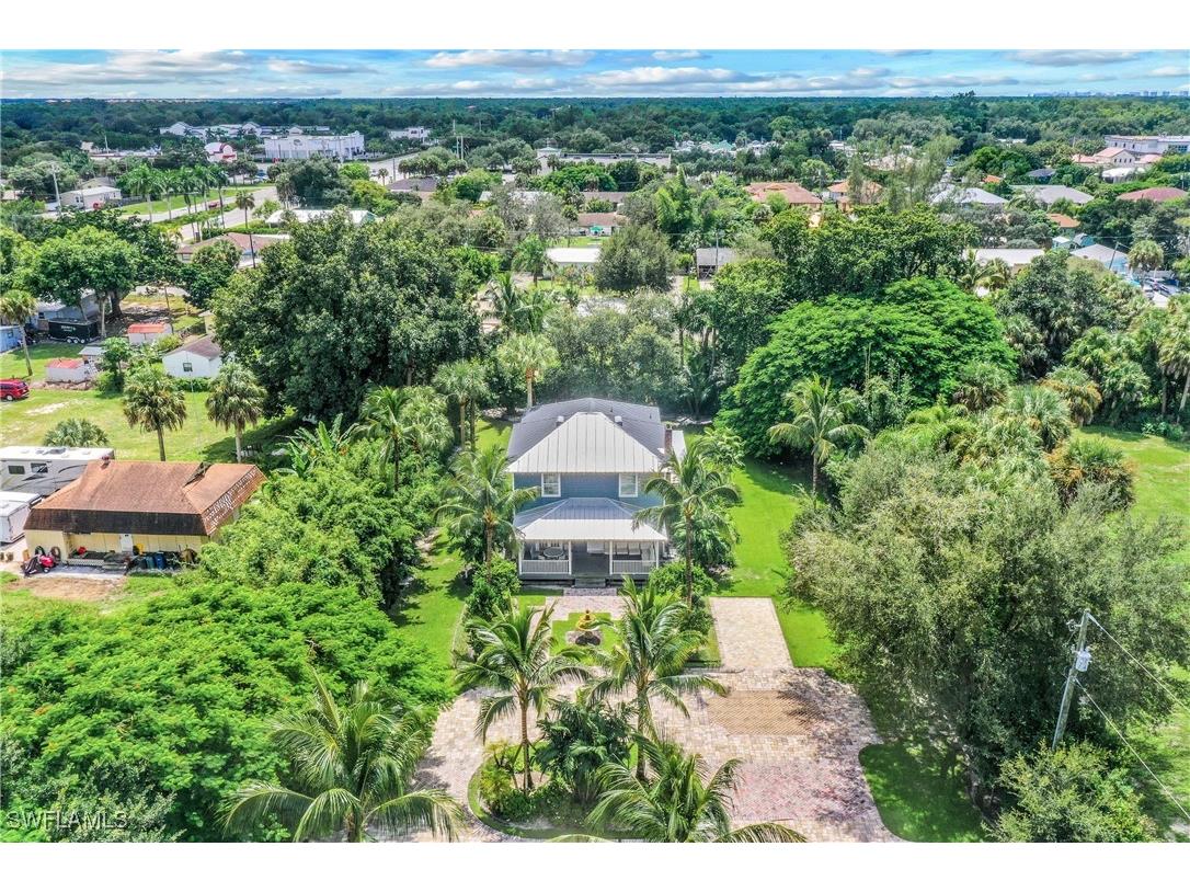 11420/11422 Dean Street Bonita Springs FL 34135 225075129 image1