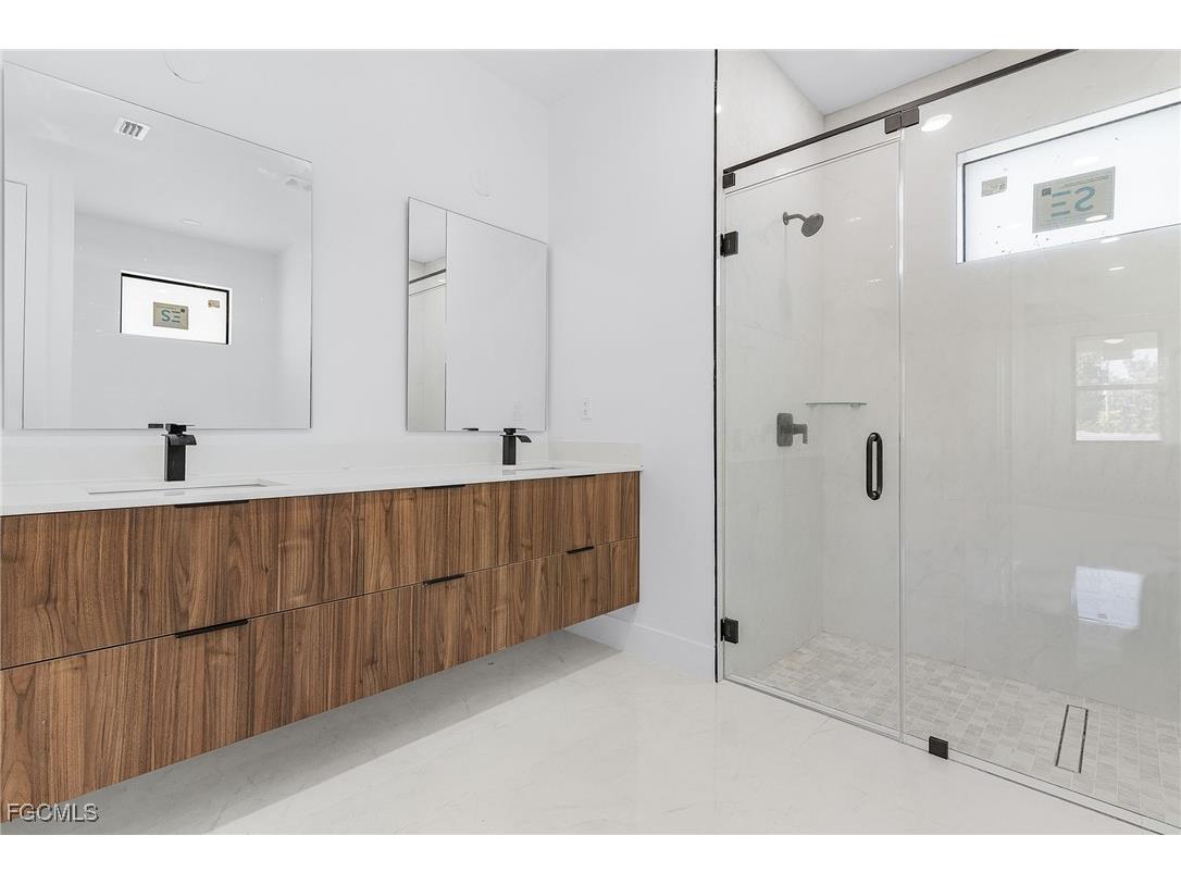 1143 NW 27th Place Cape Coral FL 33993 2025017219 image16