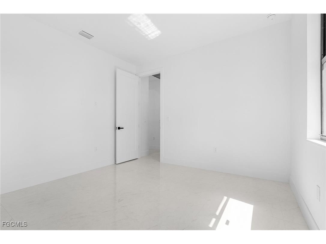 1143 NW 27th Place Cape Coral FL 33993 2025017219 image21