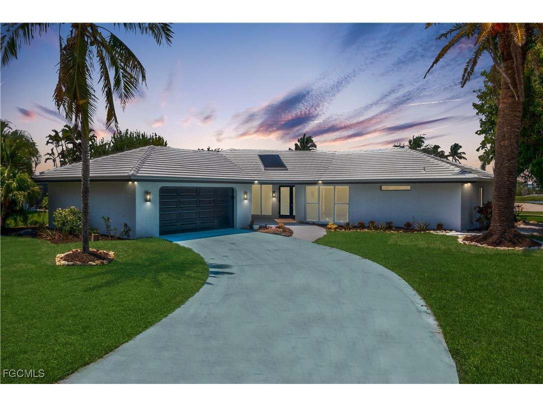 1143 Sand Castle Road Sanibel FL 33957 2025021683 image2