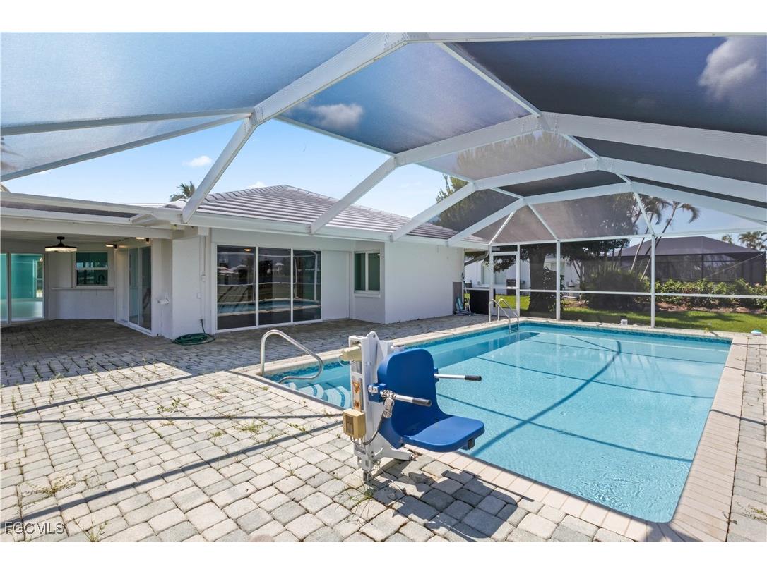 1143 Sand Castle Road Sanibel FL 33957 2025021683 image31