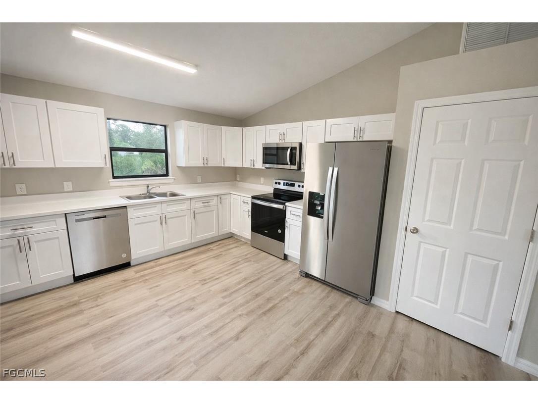 1143 Sunrise Boulevard Lehigh Acres FL 33974 2026012576 image2