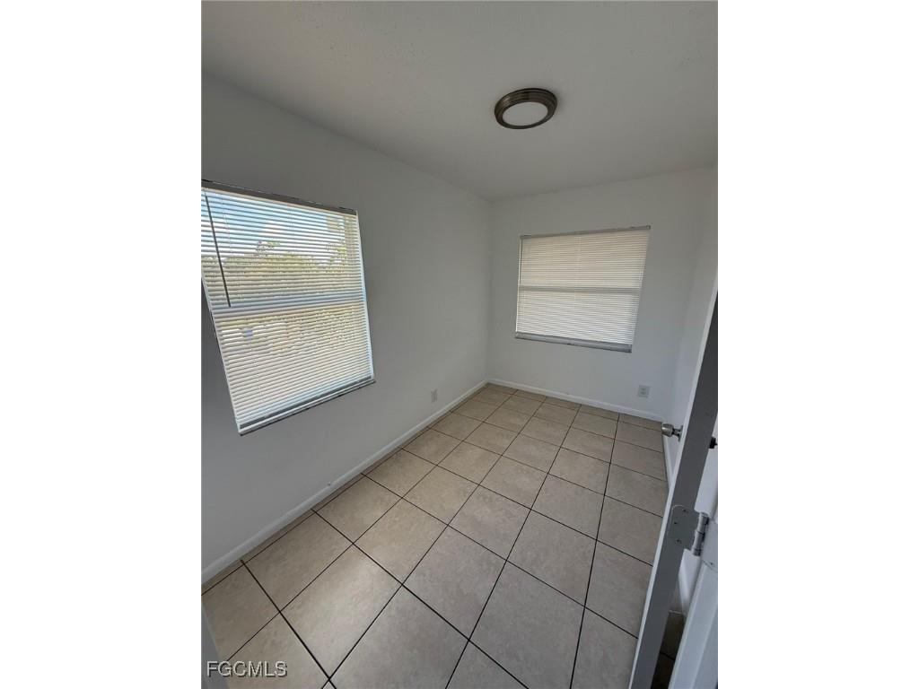 11431 Char Ann Drive #5 Fort Myers FL 33908 2025008685 image1