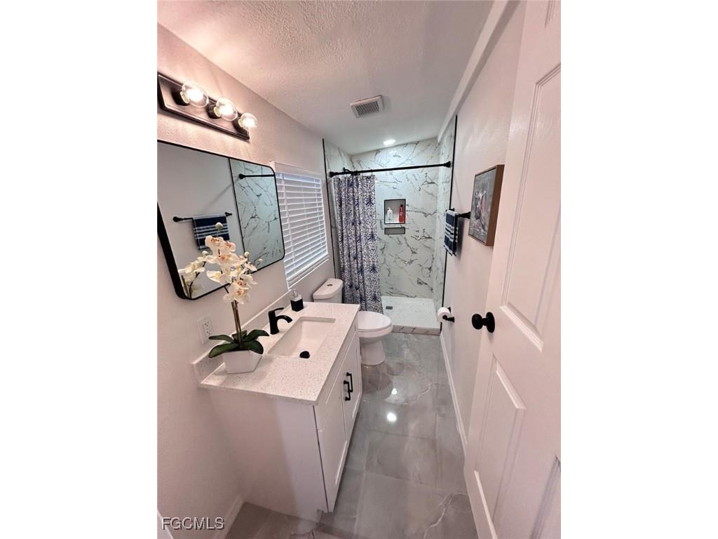 1144 46th Street S Saint Petersburg FL 33711 2025010844 image17