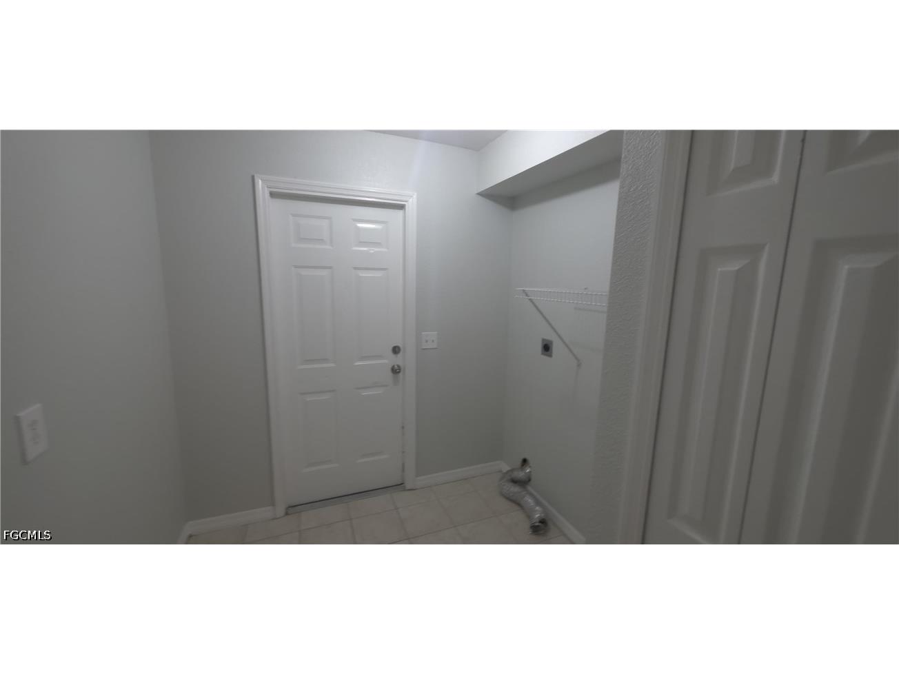 1144 Essex Street E Lehigh Acres FL 33974 2026024095 image4