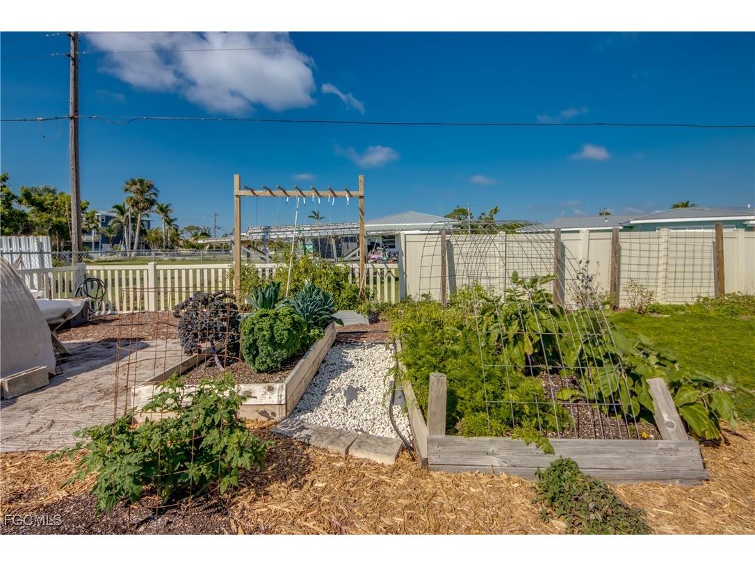 11443 Flint Lane Bokeelia FL 33922 2025025324 image35