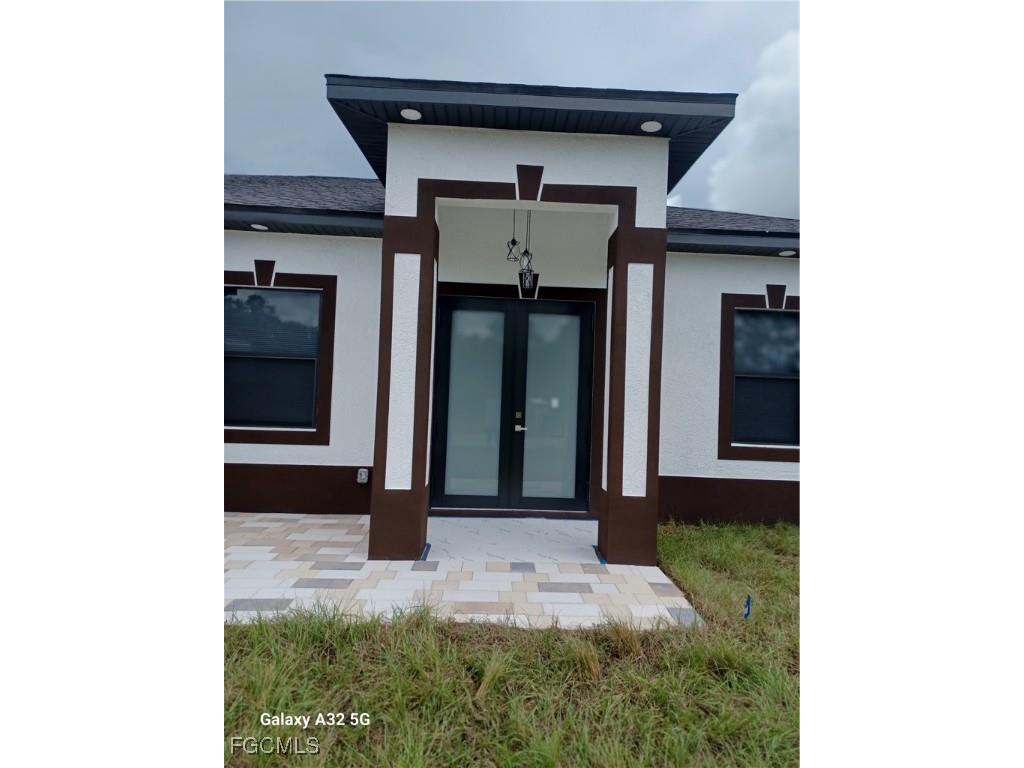 1145 Augusta Street E Lehigh Acres FL 33974 2025008063 image2