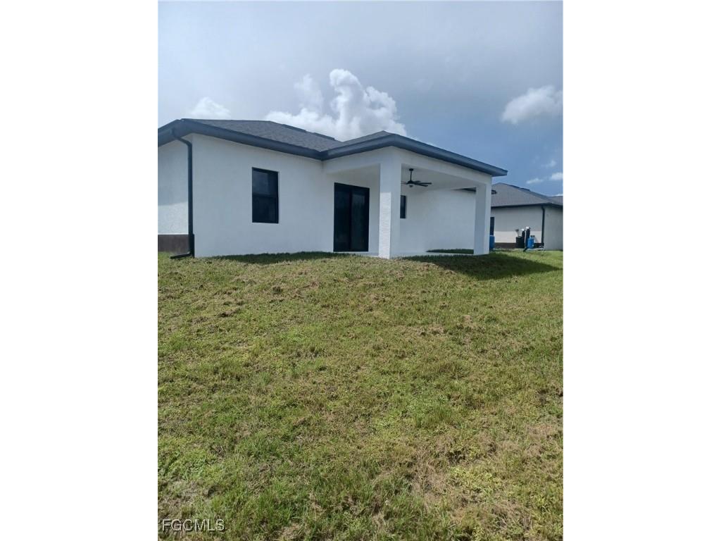 1145 Augusta Street E Lehigh Acres FL 33974 2025008063 image4