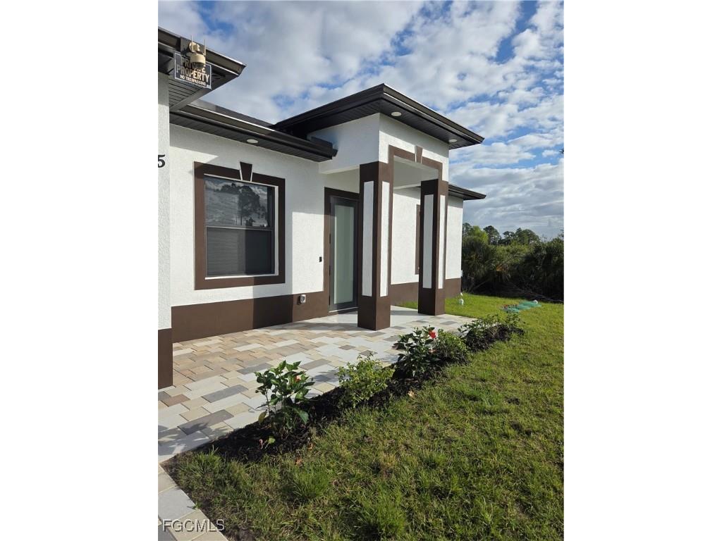 1145 Augusta Street E Lehigh Acres FL 33974 2026005968 image3