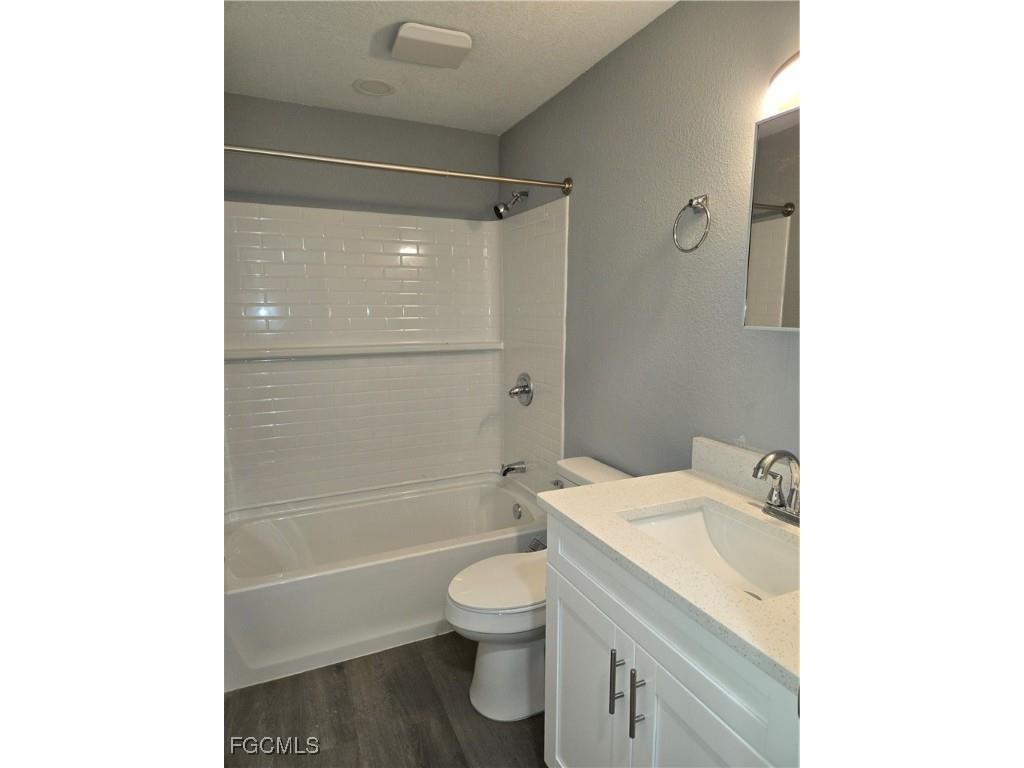 11451 Char Ann Drive Fort Myers FL 33908 2025023072 image3