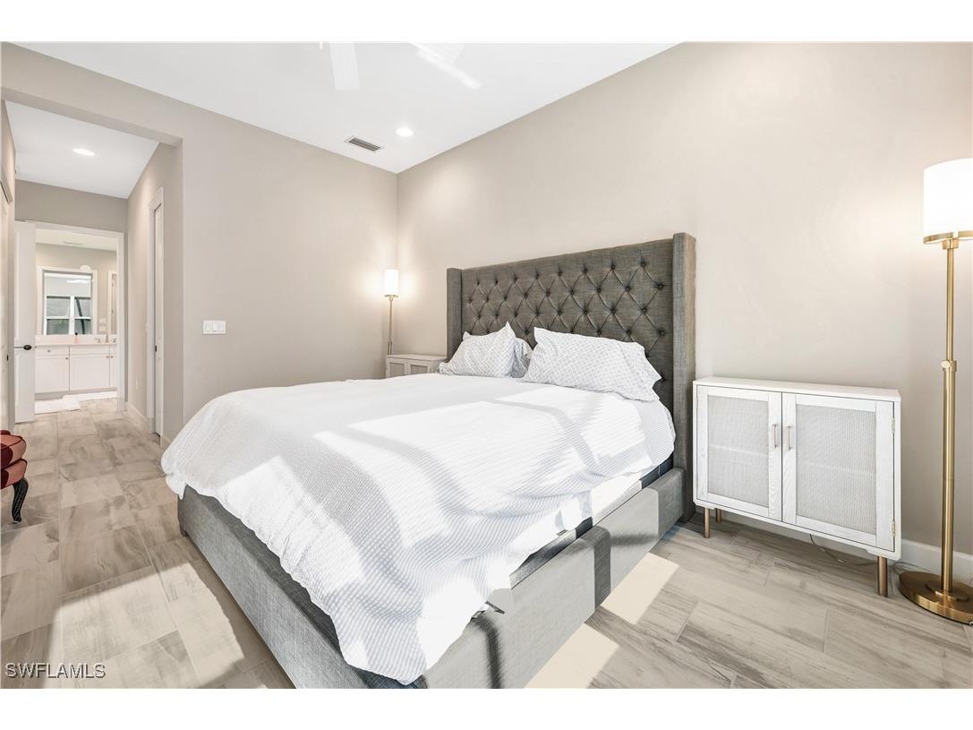 11453 Jacaranda Drive Naples FL 34120 225077367 image16