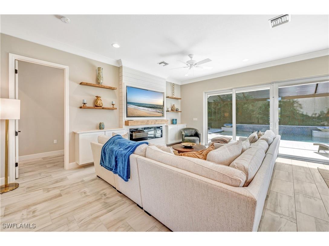 11453 Jacaranda Drive Naples FL 34120 225077367 image3