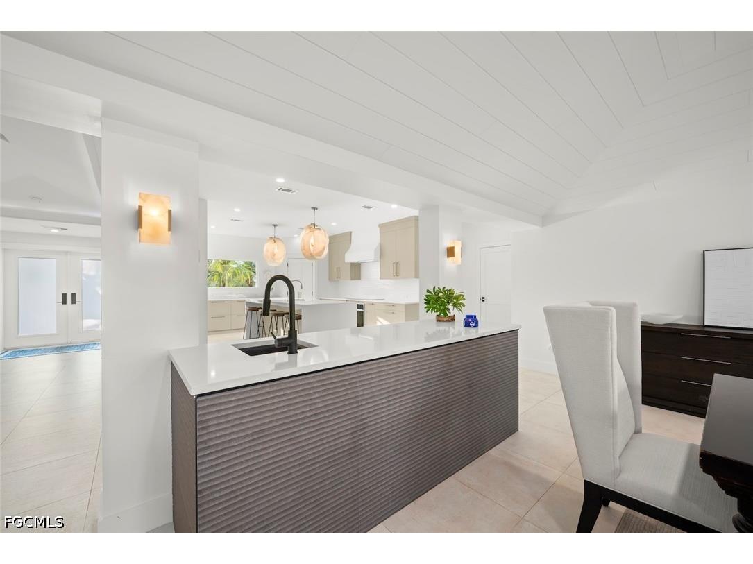 1146 Golden Olive Court Sanibel FL 33957 2026014057 image14