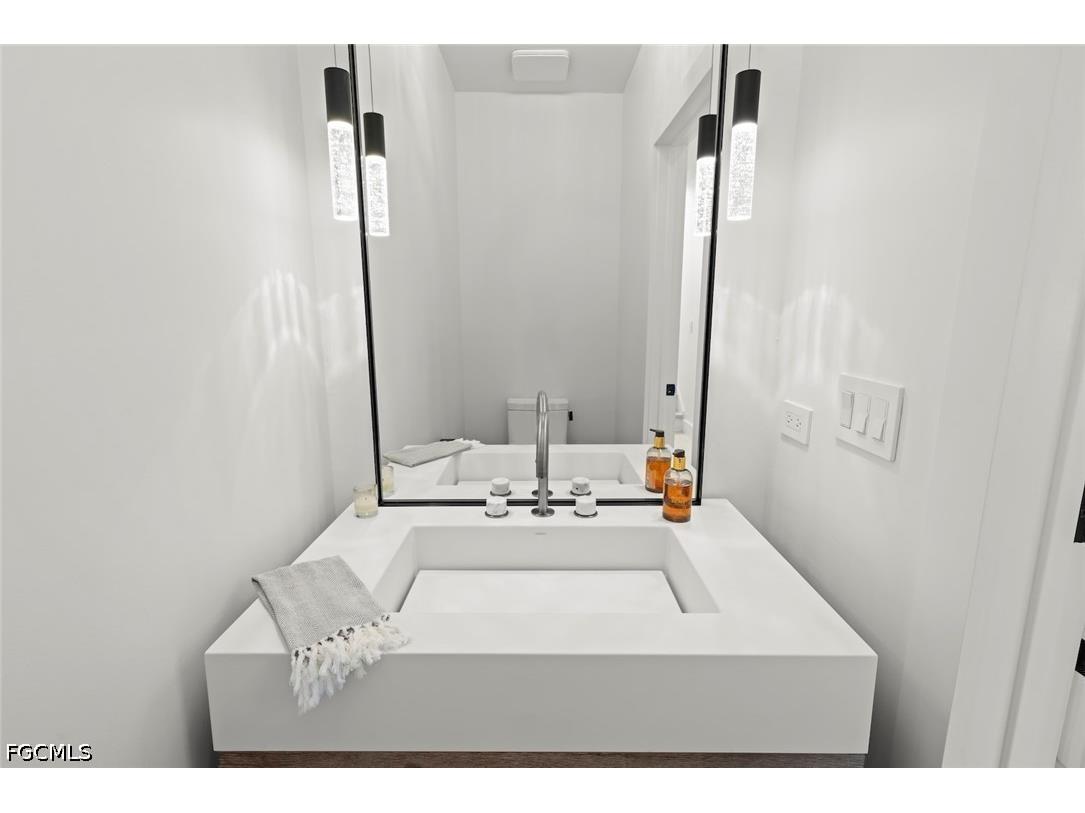 1146 Golden Olive Court Sanibel FL 33957 2026014057 image37