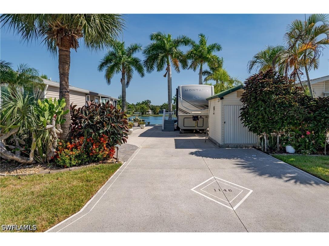 1146 Silver Lakes Boulevard Naples FL 34114 226023558 image4