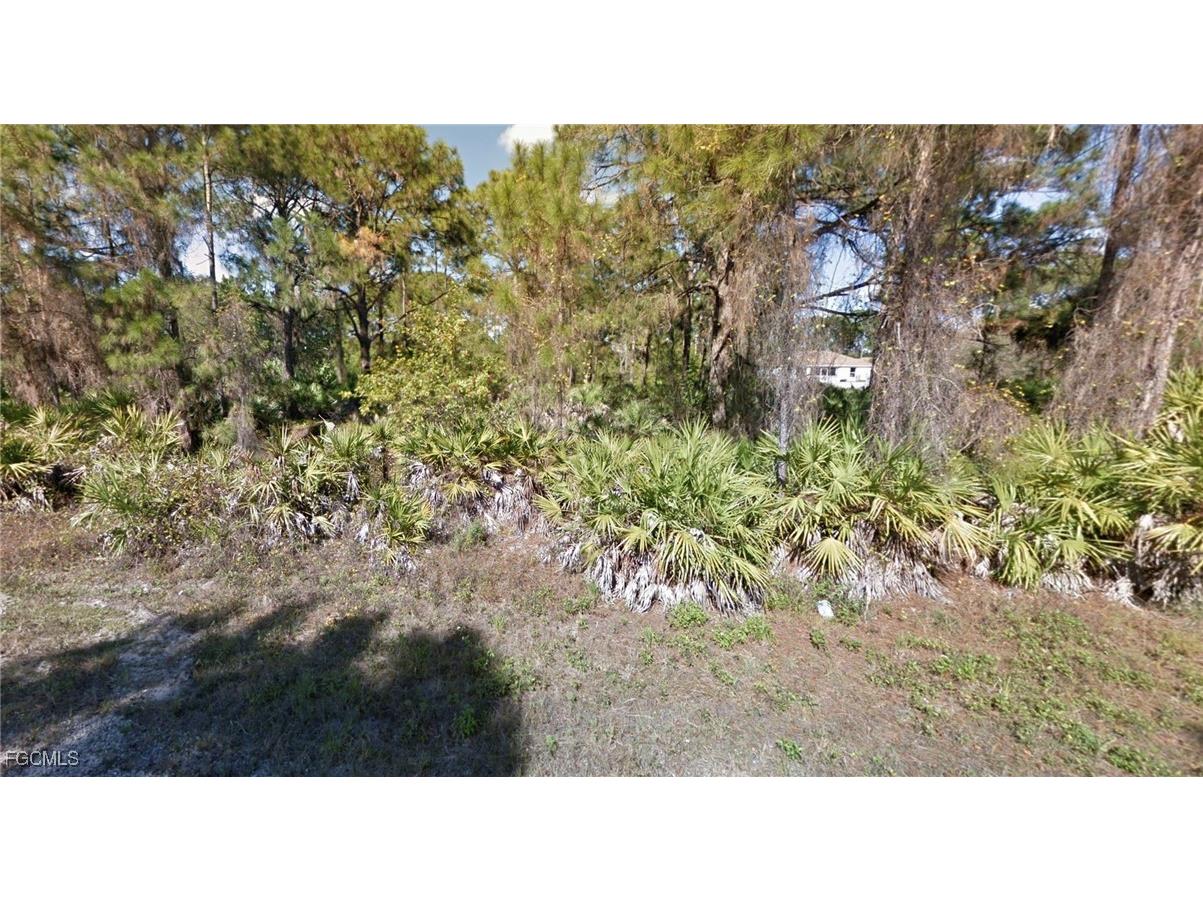 1147 Crocus Street Lehigh Acres FL 33974 2025004031 image3