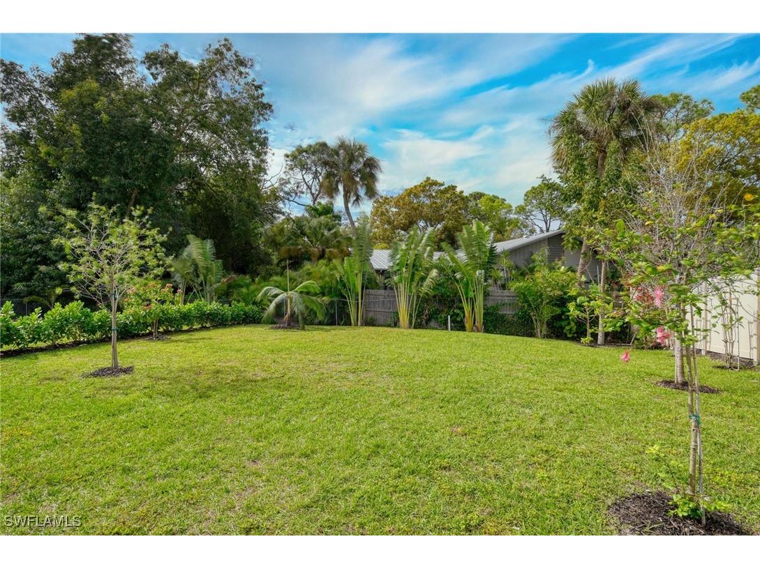 1147 Steeves Avenue Naples FL 34104 225067783 image14