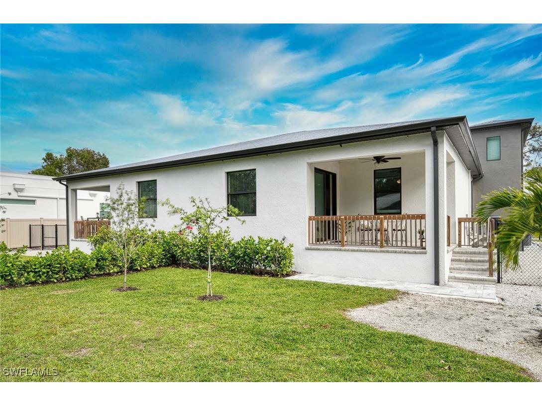 1147 Steeves Avenue Naples FL 34104 225067783 image33