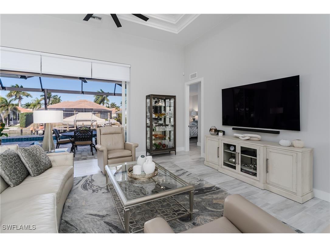 1148 Breakwater Court Marco Island FL 34145 225084063 image2