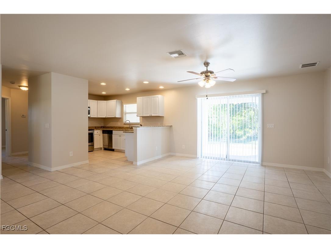 1148 Dutchess Street E Lehigh Acres FL 33974 2025020174 image4